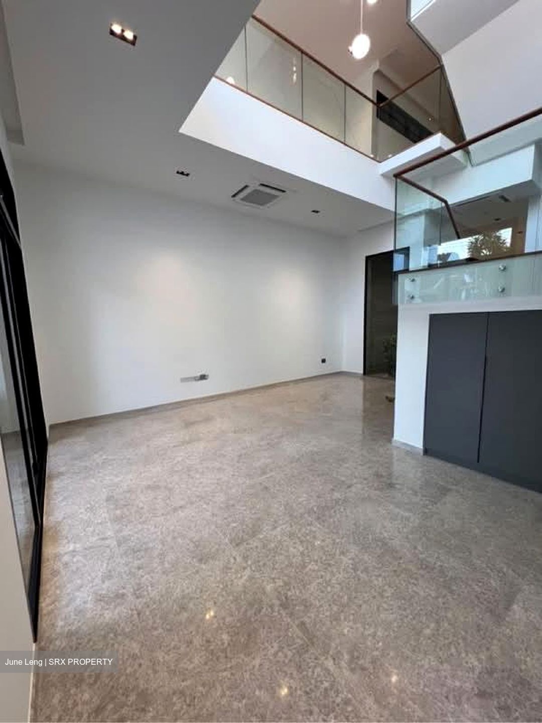 Sembawang Straits Estate (D27), Terrace #571861071
